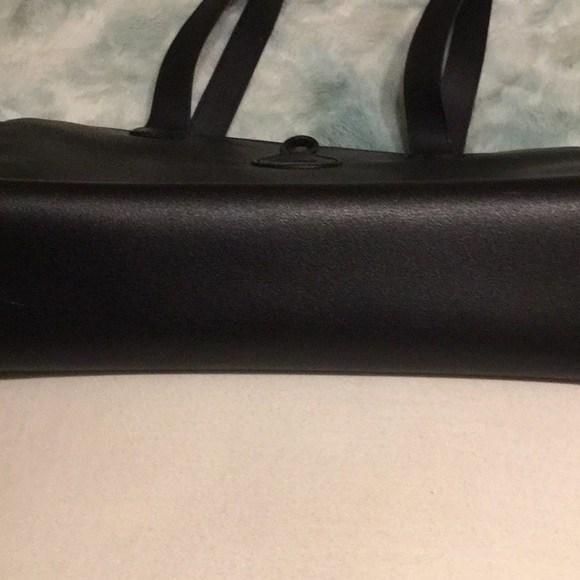 ..Longchamp leather Roseau purses - Picture 8 of 8